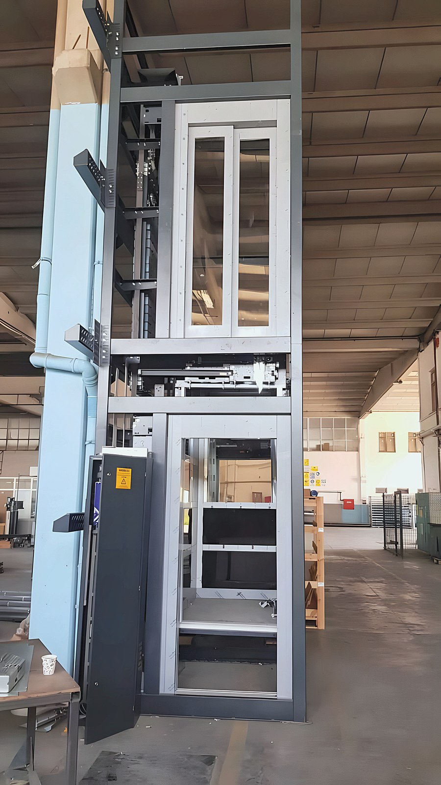 Home-lift structure in the workshop before shipping