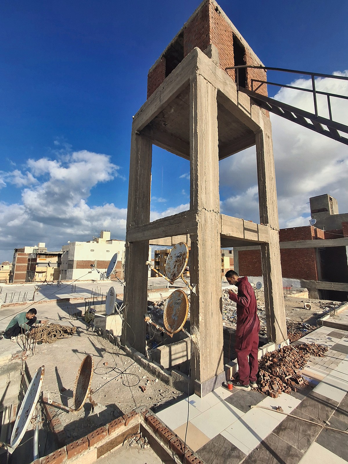 Rooftop machine-room structure — view 2