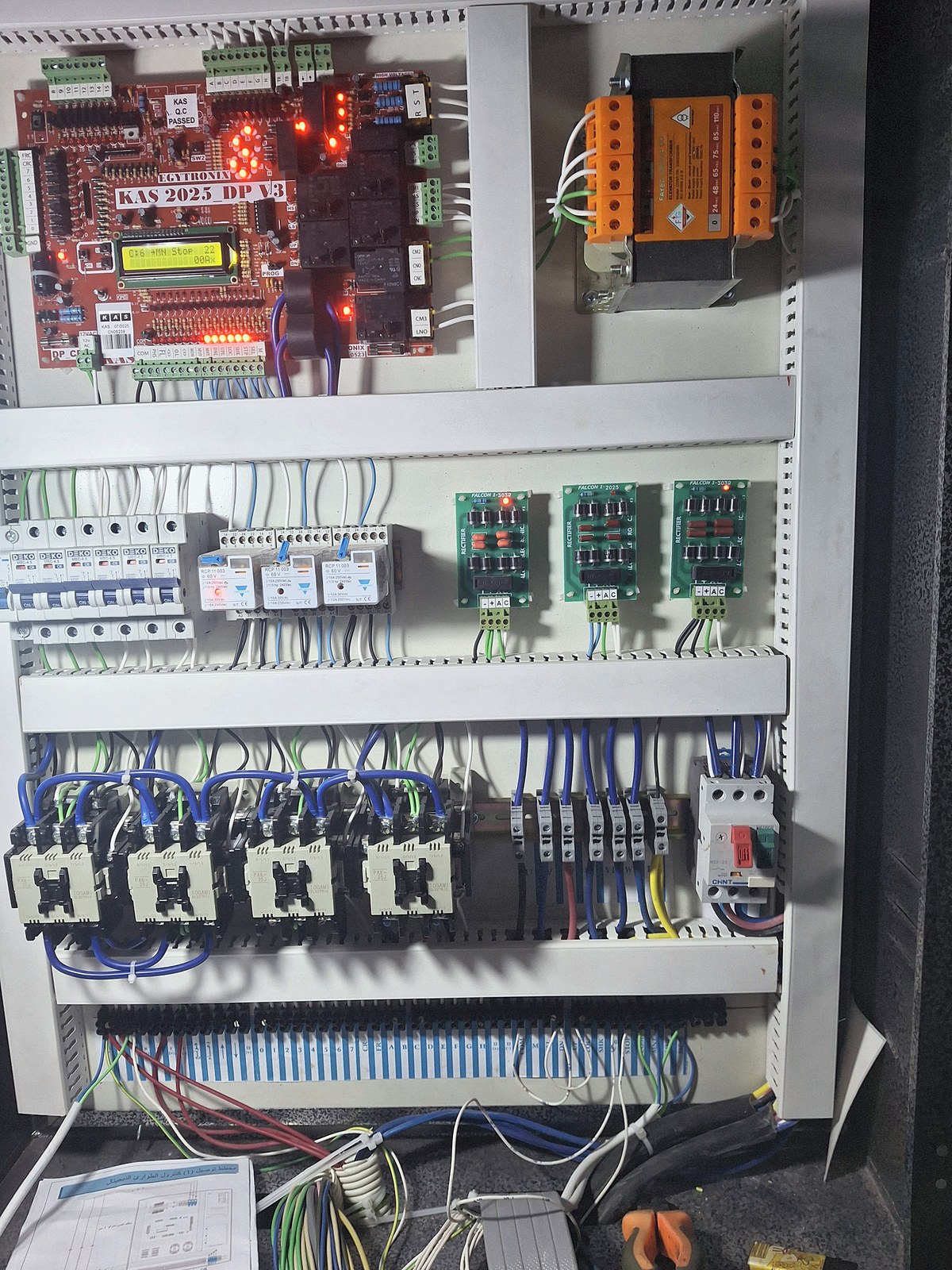 Control cabinet — control board and transformer