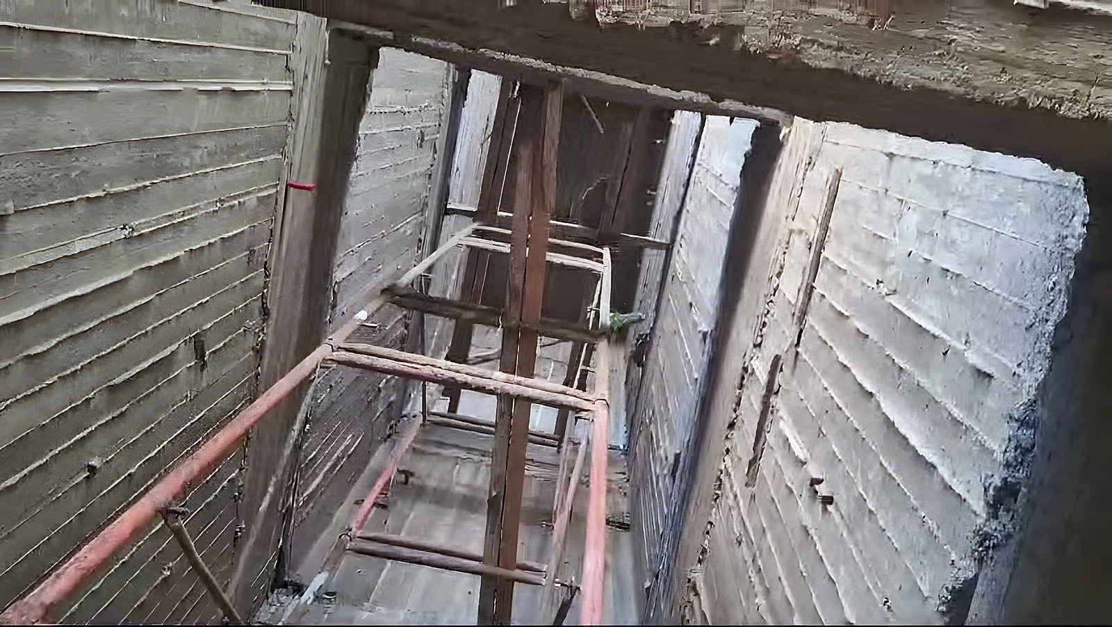 Shaft with scaffolding before installation